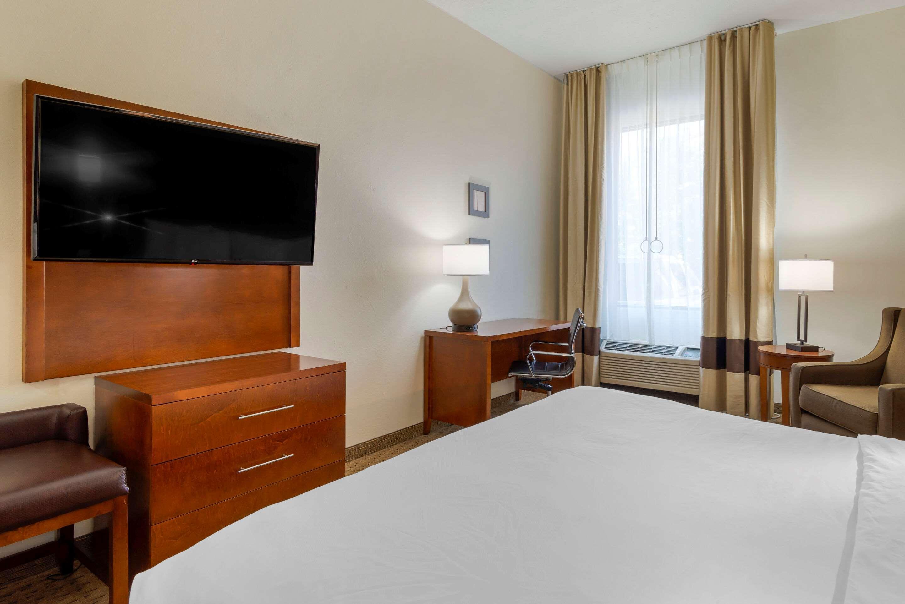 Comfort Inn Columbus Near Fort Benning Buitenkant foto