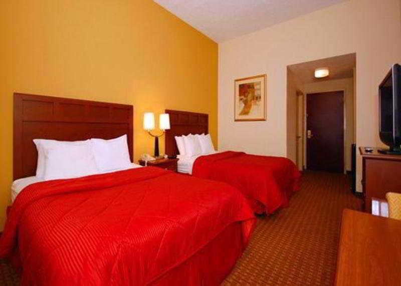 Comfort Inn Columbus Near Fort Benning Buitenkant foto